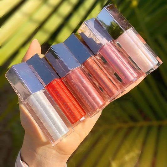 Gloss Bomb Universal Lip Luminizer – Brillance Intense, Effet Repulpant et Hydratation Profonde en 9 Teintes